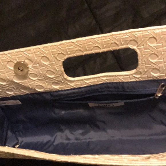 Purse - Picture 2 of 2